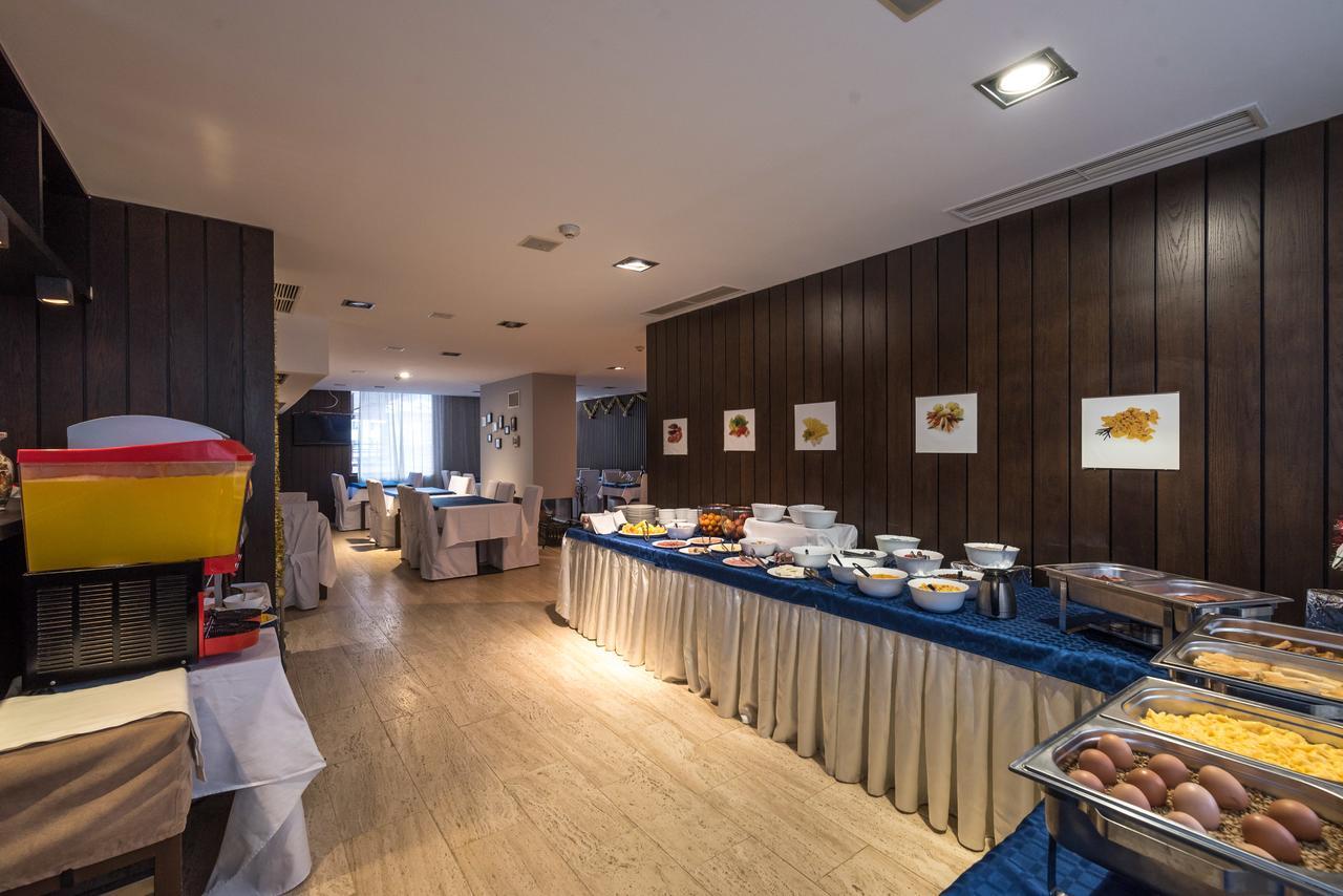 בנסקו Aparthotel Aspen מראה חיצוני תמונה