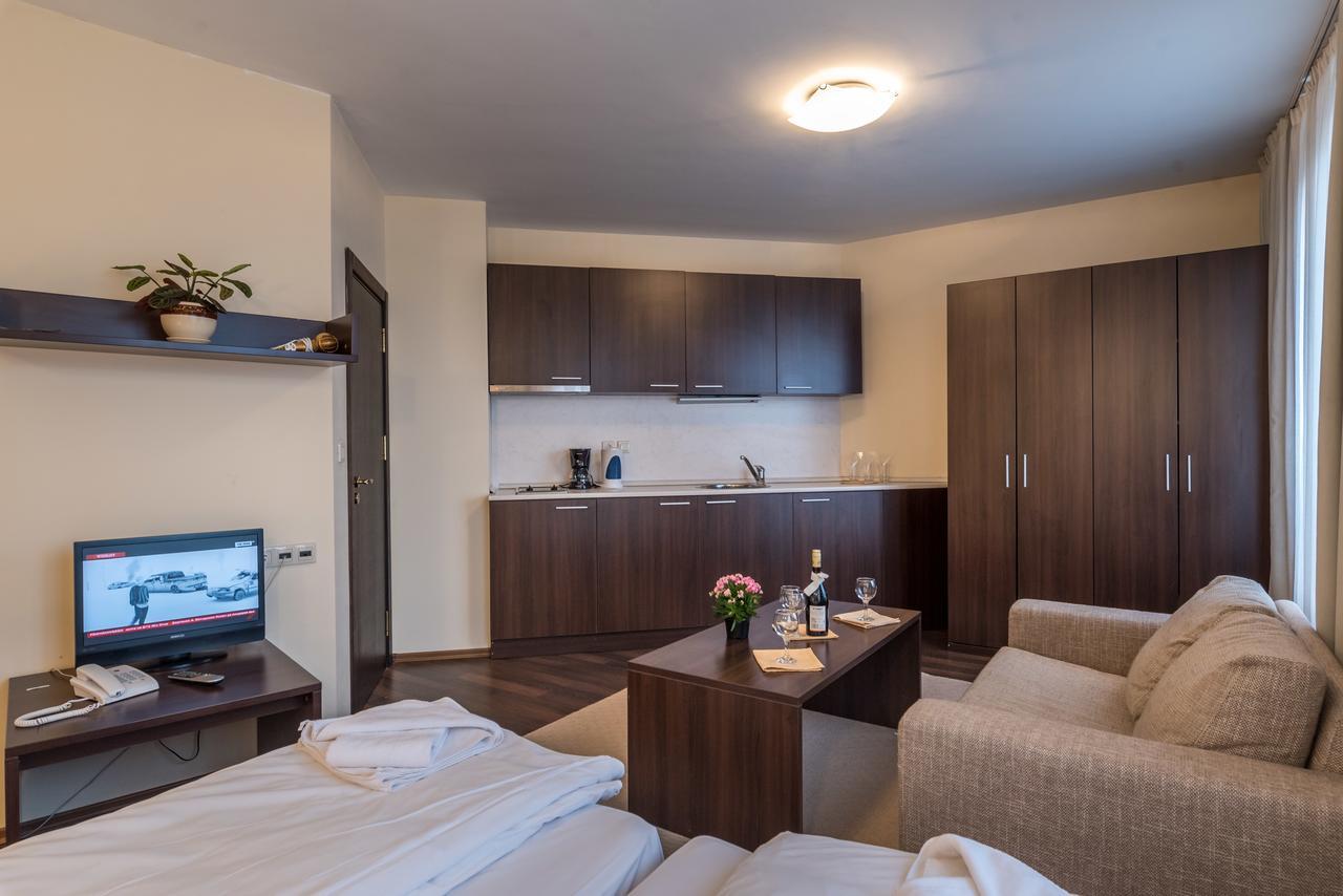 בנסקו Aparthotel Aspen מראה חיצוני תמונה